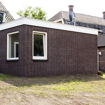 Uitbouw en aanbouw